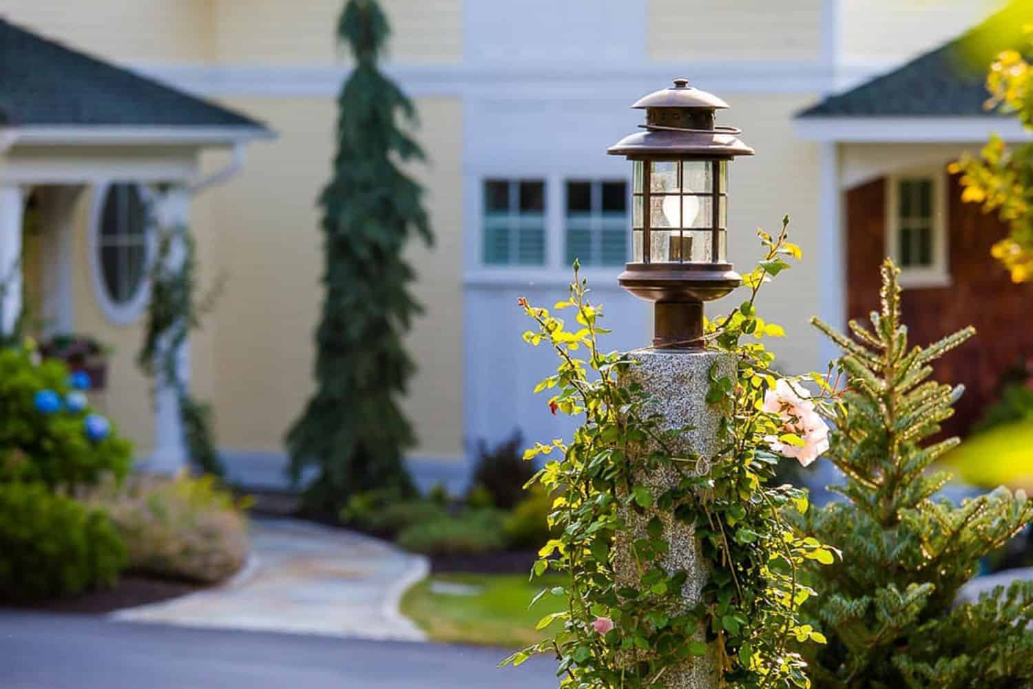 Posts, Gates, or Accent Feature